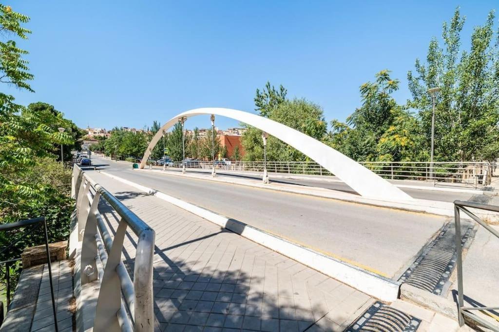 Modern Apartment Close To The City Center And Alhambra Granada Exterior photo